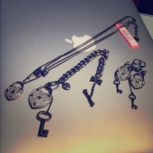 Betsey Johnson necklace earrings and bracelet set